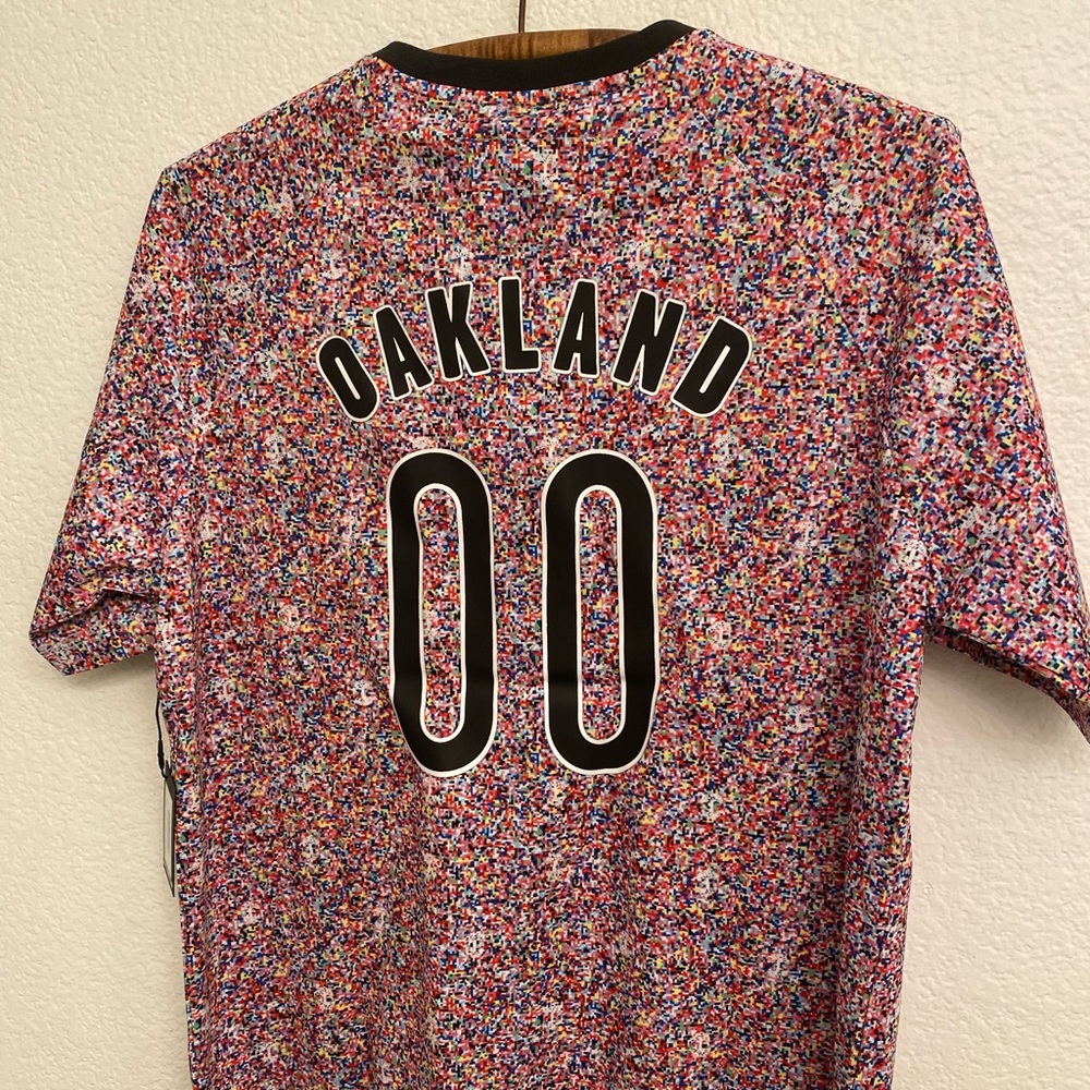 Oaklandish Rare Soccer Jersey Size Large Muticolor